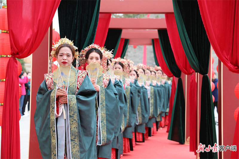 穿越千年共赴白首之约 这场爱情“集结号”撒一路糖