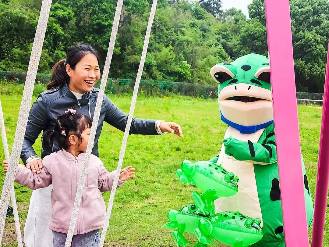 五一假期江西旅游火爆 南昌各景区现“人从众”