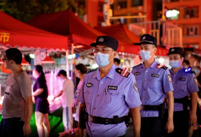 东屯渡派出所:守护“长沙小吃CBD”