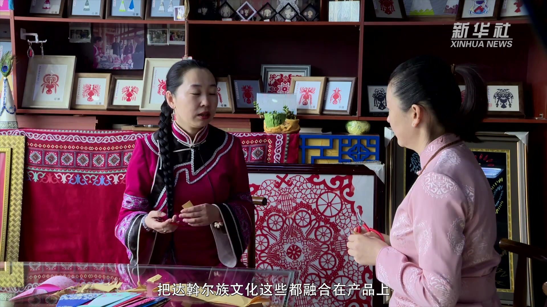 孟丽娜：用文创产品传承民族手工艺