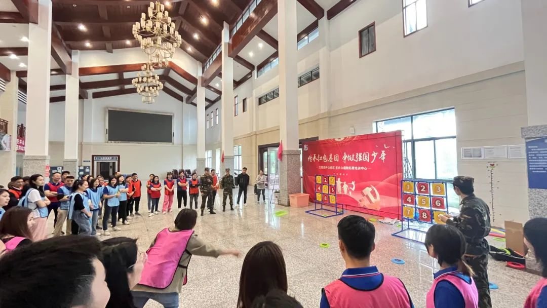 五一假期江西旅游火爆 南昌各景区现“人从众”