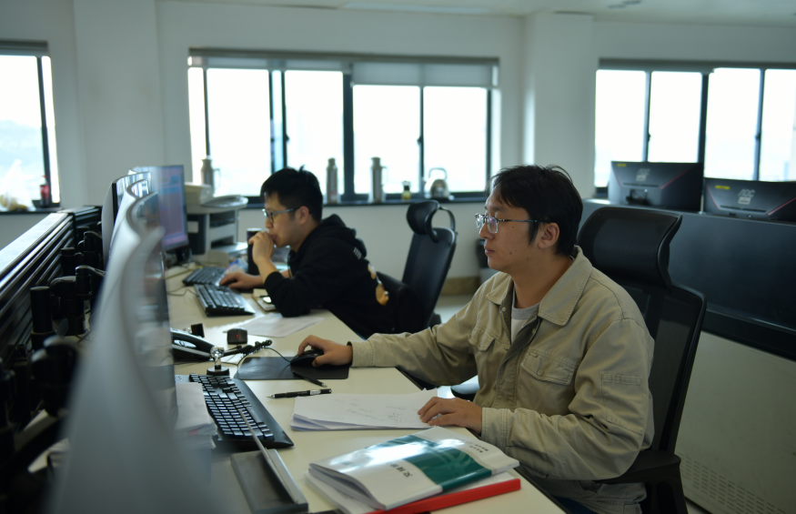 国网余姚市供电公司：坚守岗位 全力保障“五一”用电无忧