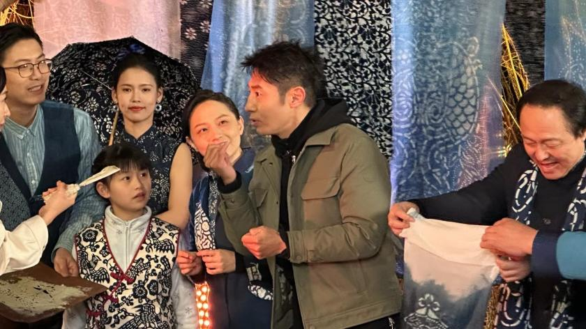 领略穿越千年的蓝白之美 南通蓝印花布亮相《非遗里的中国》江苏篇