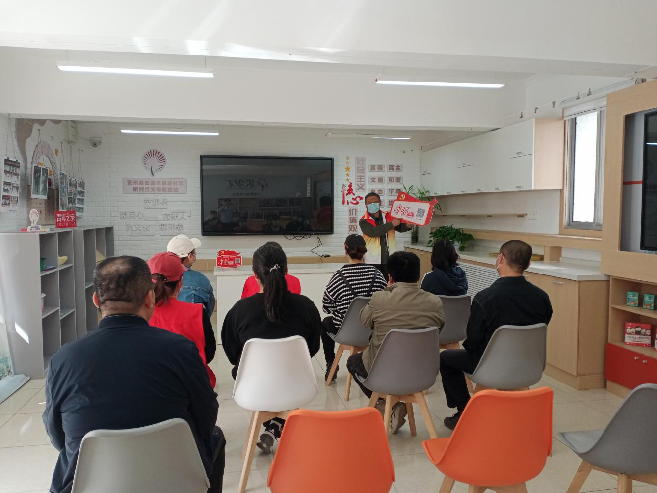 登州路街道丰盛路社区开展“学习强国”经验分享活动