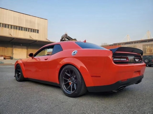 道奇挑战者srt6.2越狱版西安提车138万_凤凰网汽车_凤凰网