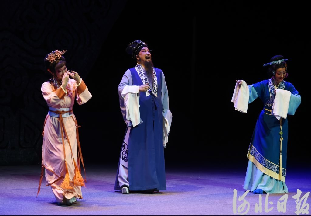 5月6日晚，在石家庄石家庄丝弦剧院秦腔《关西夫子》演出现场。