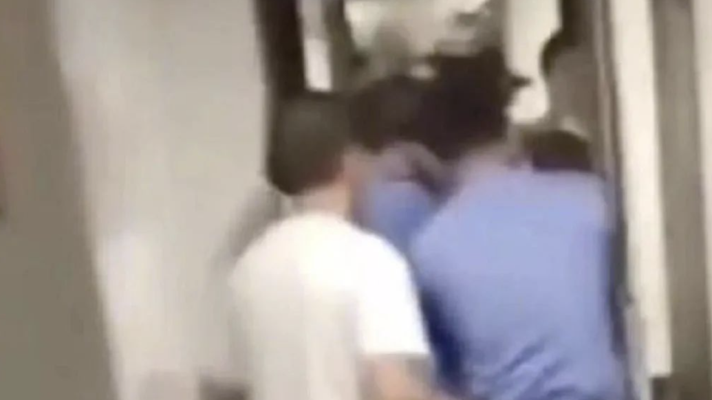 “列车持刀杀人案”凶手曾捅伤工友，雇主为其赔偿10余万元