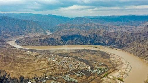 黄河黑山峡 资料图