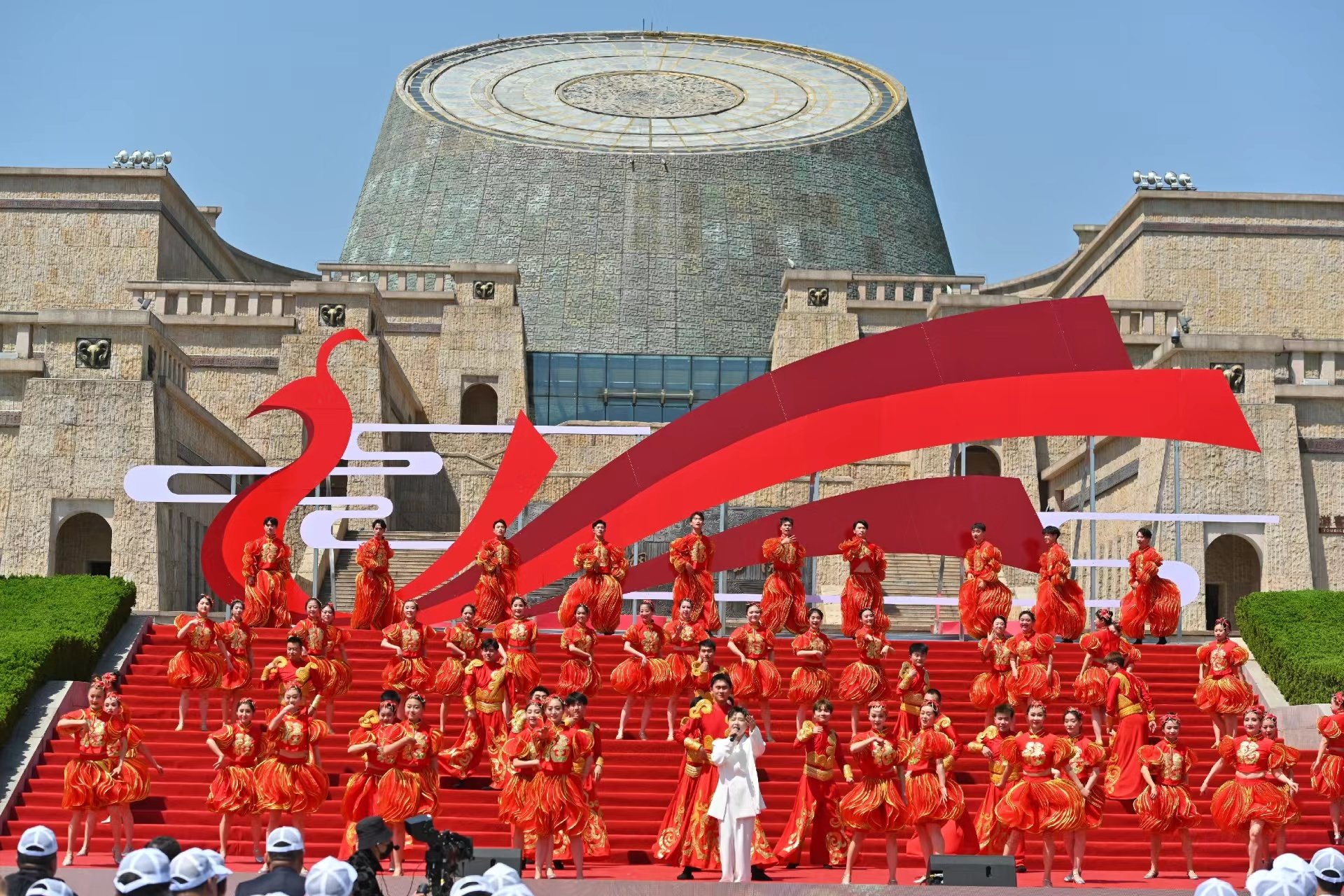 唱响宝鸡好声音 中国教育电视台走进宝鸡录制节目