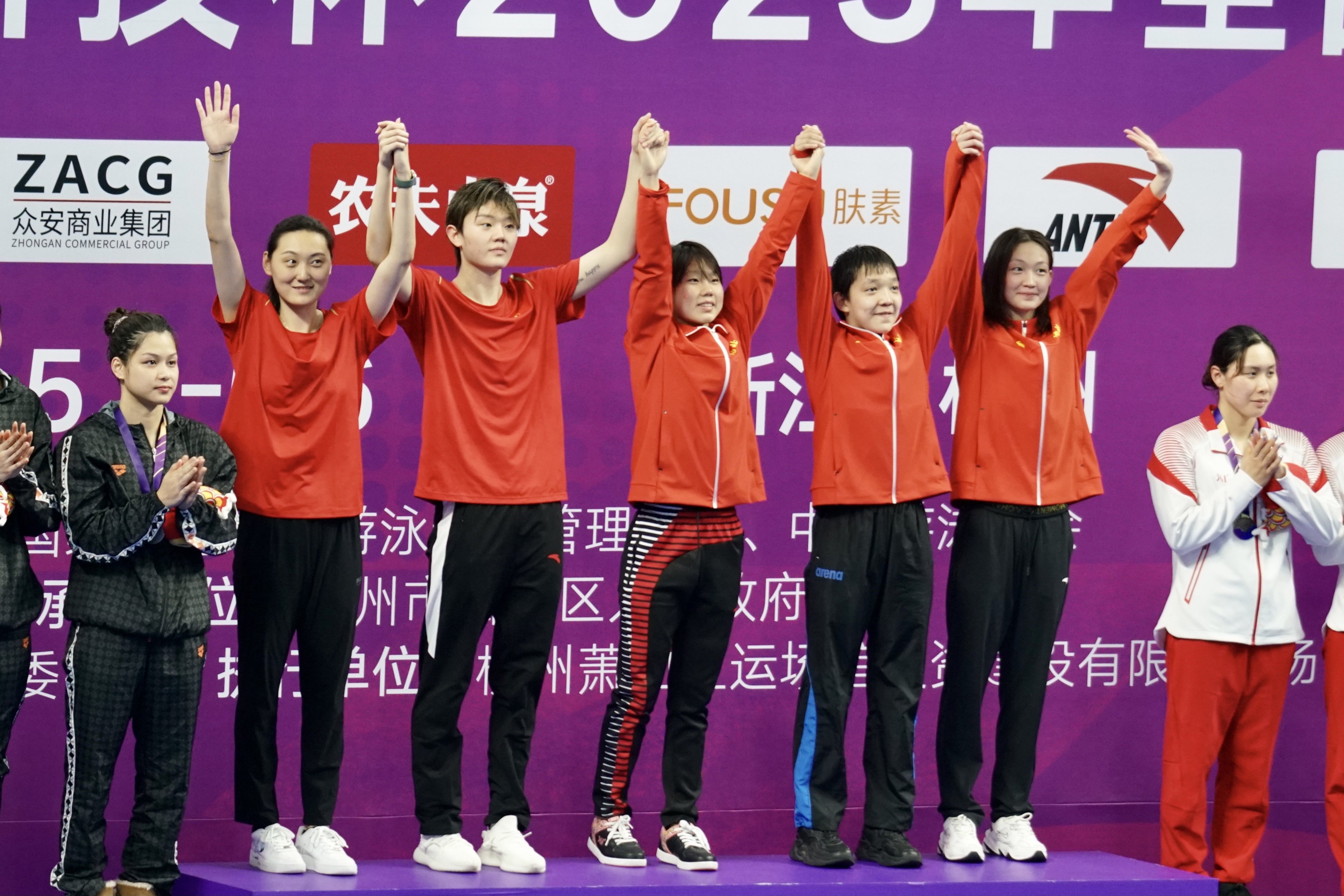 奋楫扬帆正当时:河北泰华锦业游泳队以5金2银4铜收官2023年全国游泳冠军赛!