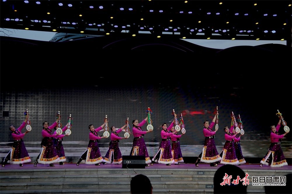 8601568CB957D99C0046C526E93F1C528070DE15_size334_w1000_h666.jpg