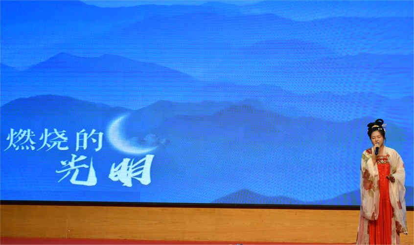 百场文化精品进校园活动启动 汉服长春走进吉大校园上了一堂精彩的传统文化课