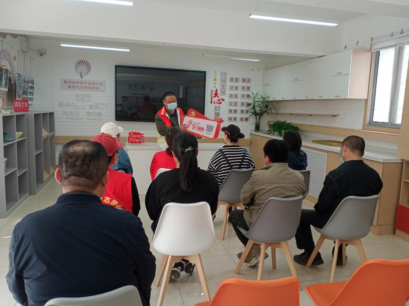 登州路街道丰盛路社区开展“学习强国”经验分享活动