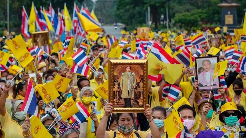 祖籍广东,泰国第一名媛,这位80后能否当上泰国总理?