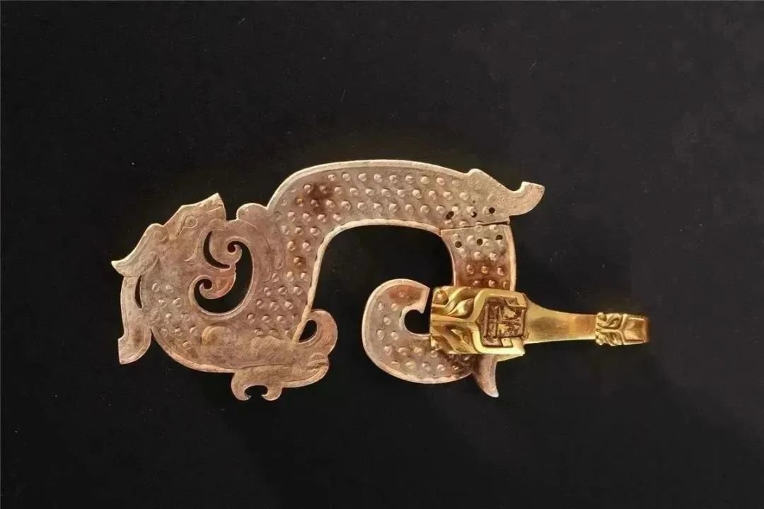 虎头金钩玉龙带钩 西汉南越国时期 1983年南越文王墓出土 南越王博物院藏
