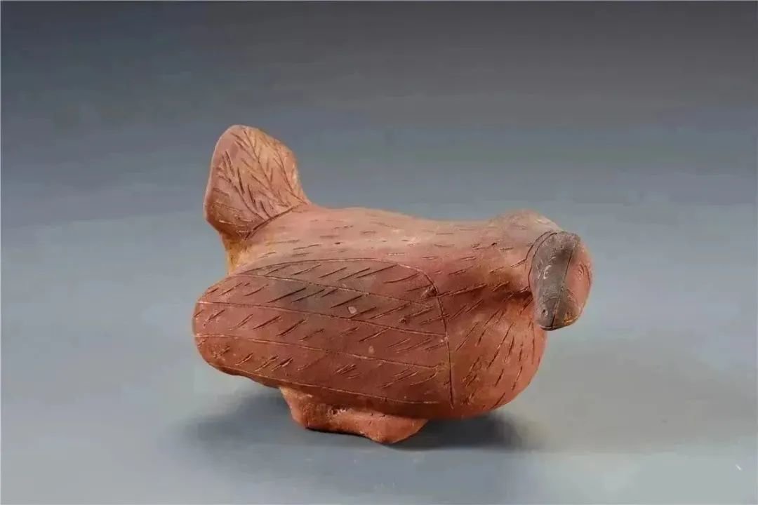 陶鸭 东汉 2020年荔湾区广雅中学出土 广州市文物考古研究院藏