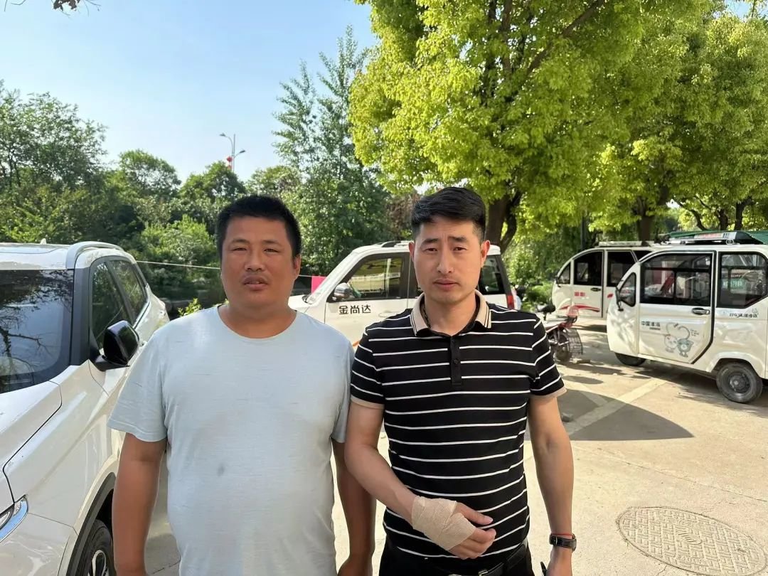 什么是精神小伙阿溪 E7582E7D4837E18C7FEB9925A93718BF76EF4980_size186_w1080_h810.jpg