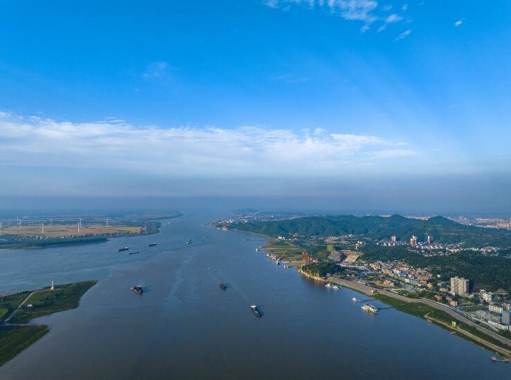 鄱阳湖口彩云飞（图）