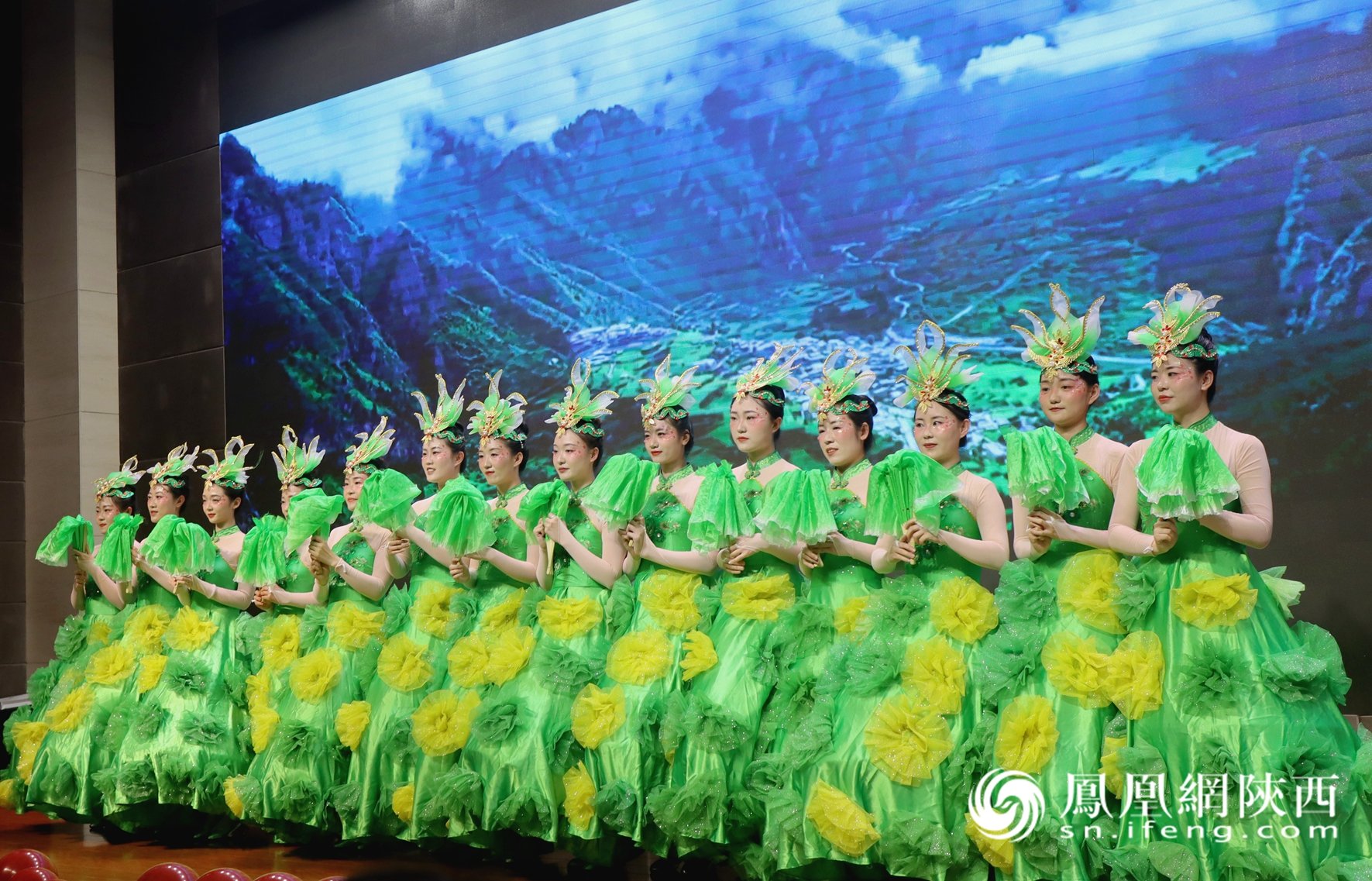西安交大一附院举办5.12国际护士节庆祝暨表彰大会