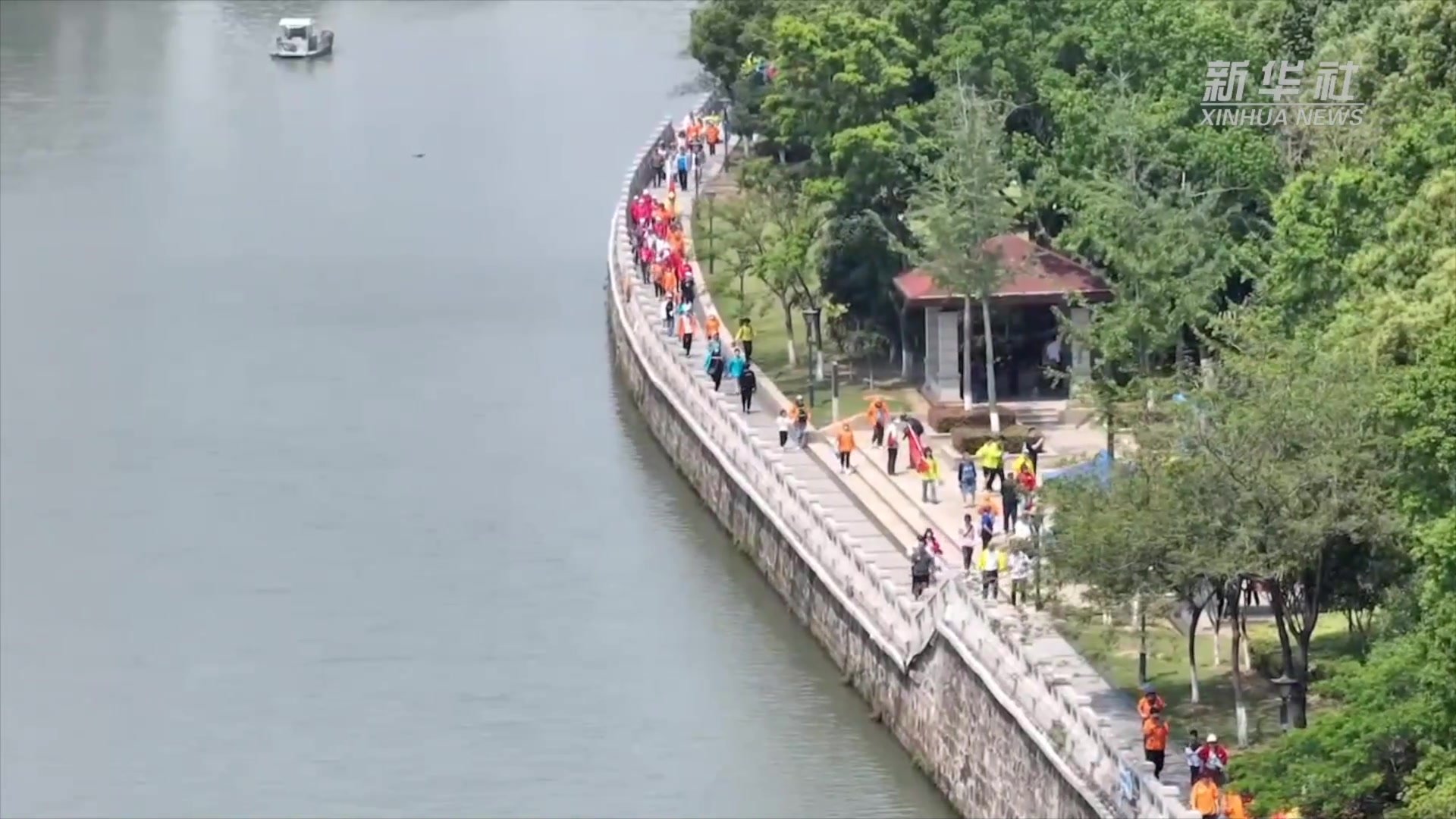 “行走大运河”全民健身健步走活动在江苏常州启动