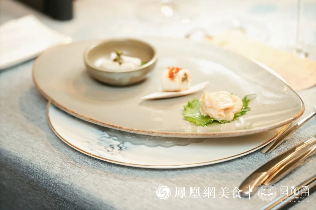 △前菜：沙虫沁苦瓜，拾香小墨斗，黄芥末干蚌