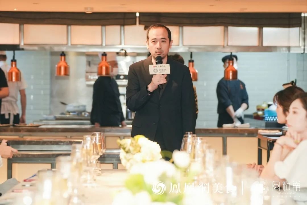 △凤凰网生活方式总监、美食频道主编王振宇先生