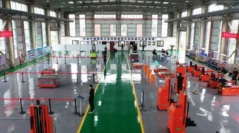 ▲西安达升科技股份有限公司的工业机器人生产线