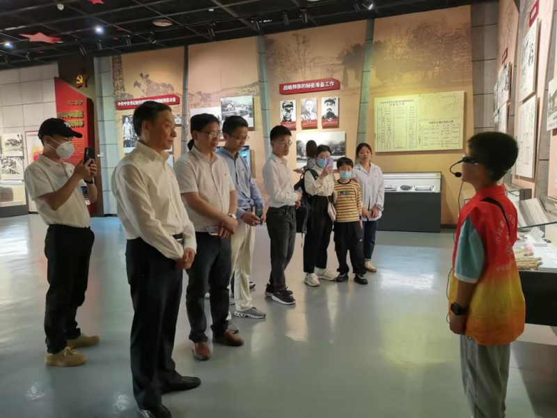 赣州职业技术学院开展红色走读主题党日活动