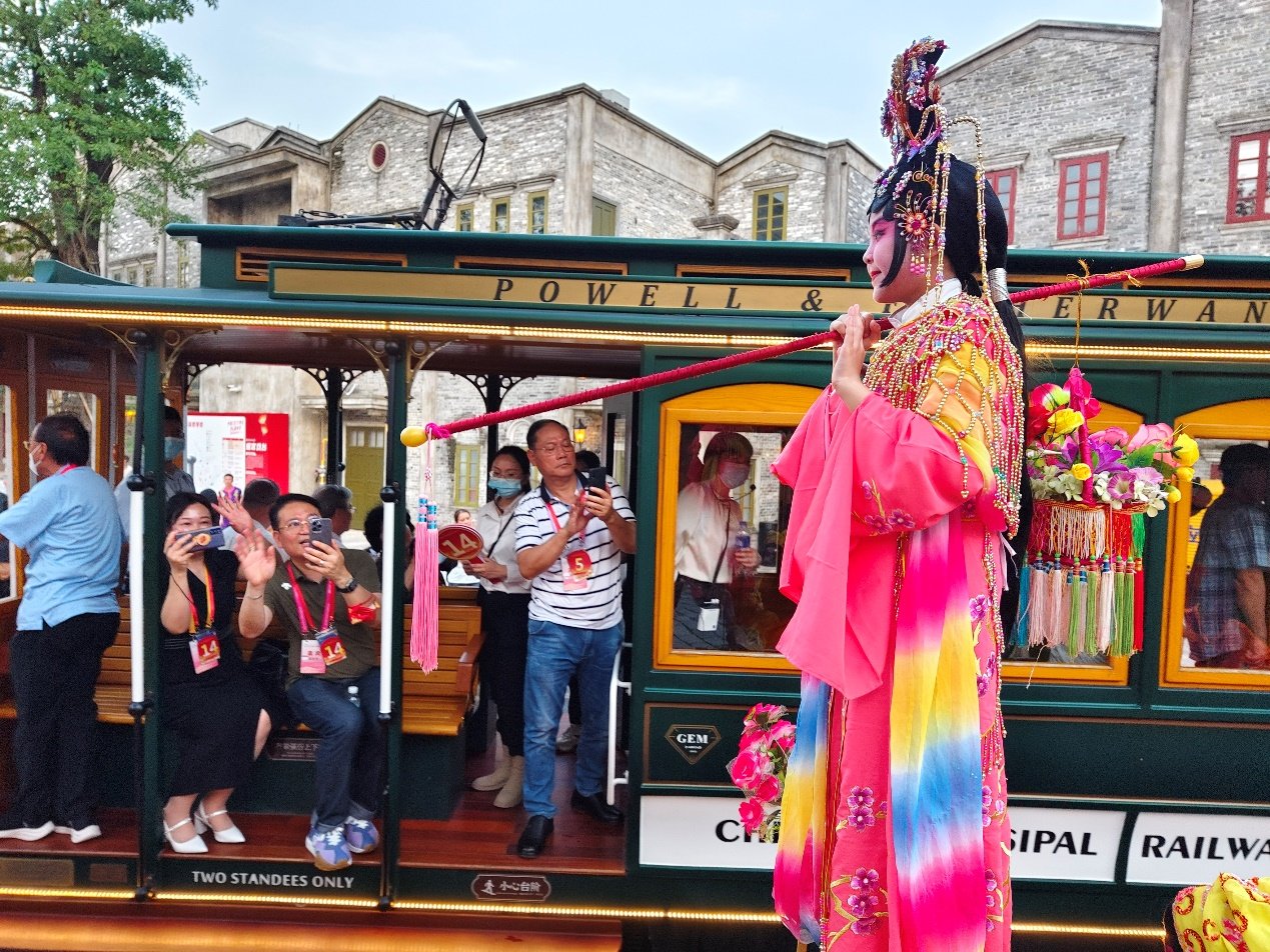 2023中国（江门）侨乡华人嘉年华启动仪式在江门开平赤坎华侨古镇举行