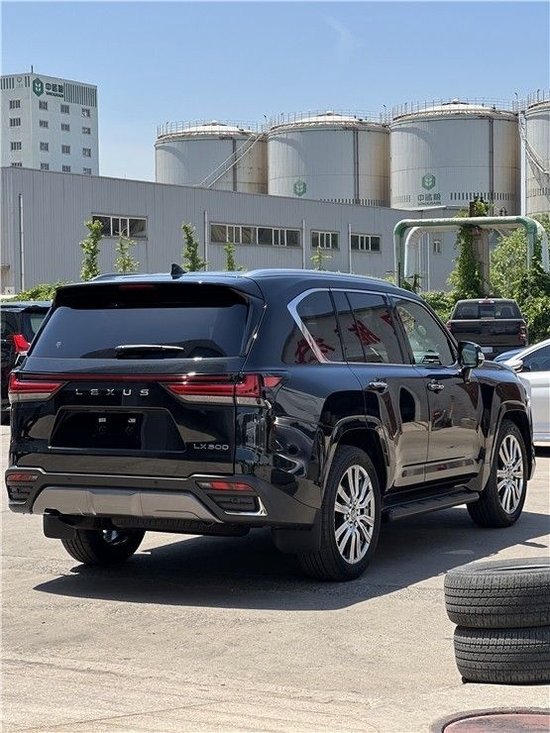 2023款雷克萨斯lx600最低报价160万起