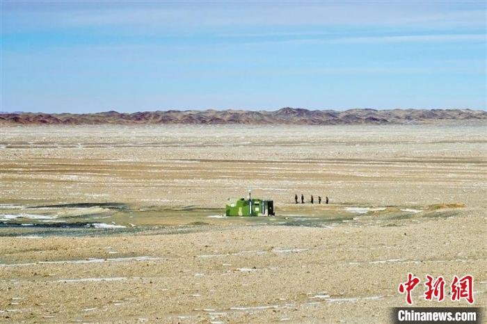 通讯3193公里中蒙边境线上的护边员