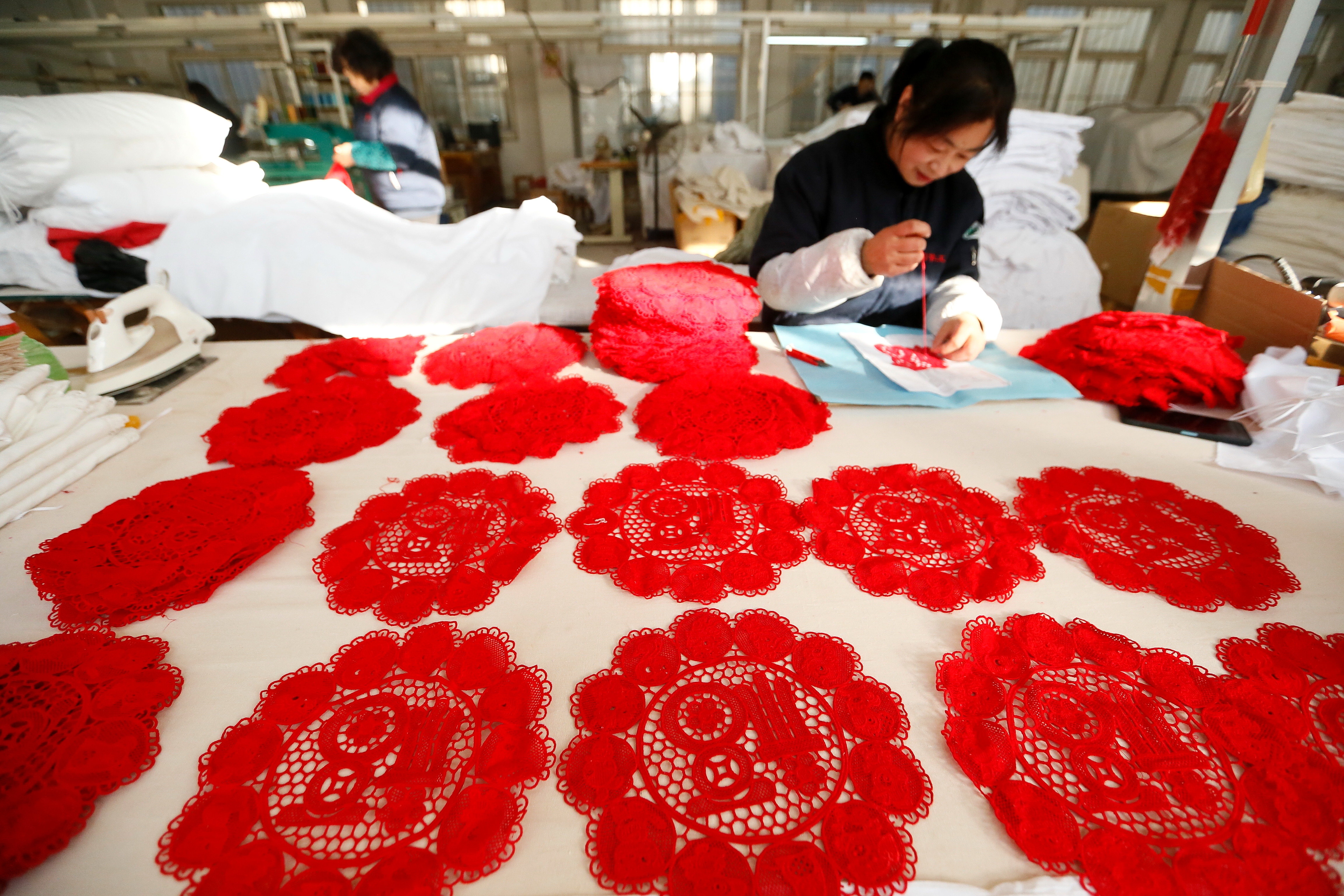 国家级非遗“即墨花边”亮相土耳其家用纺织展览会