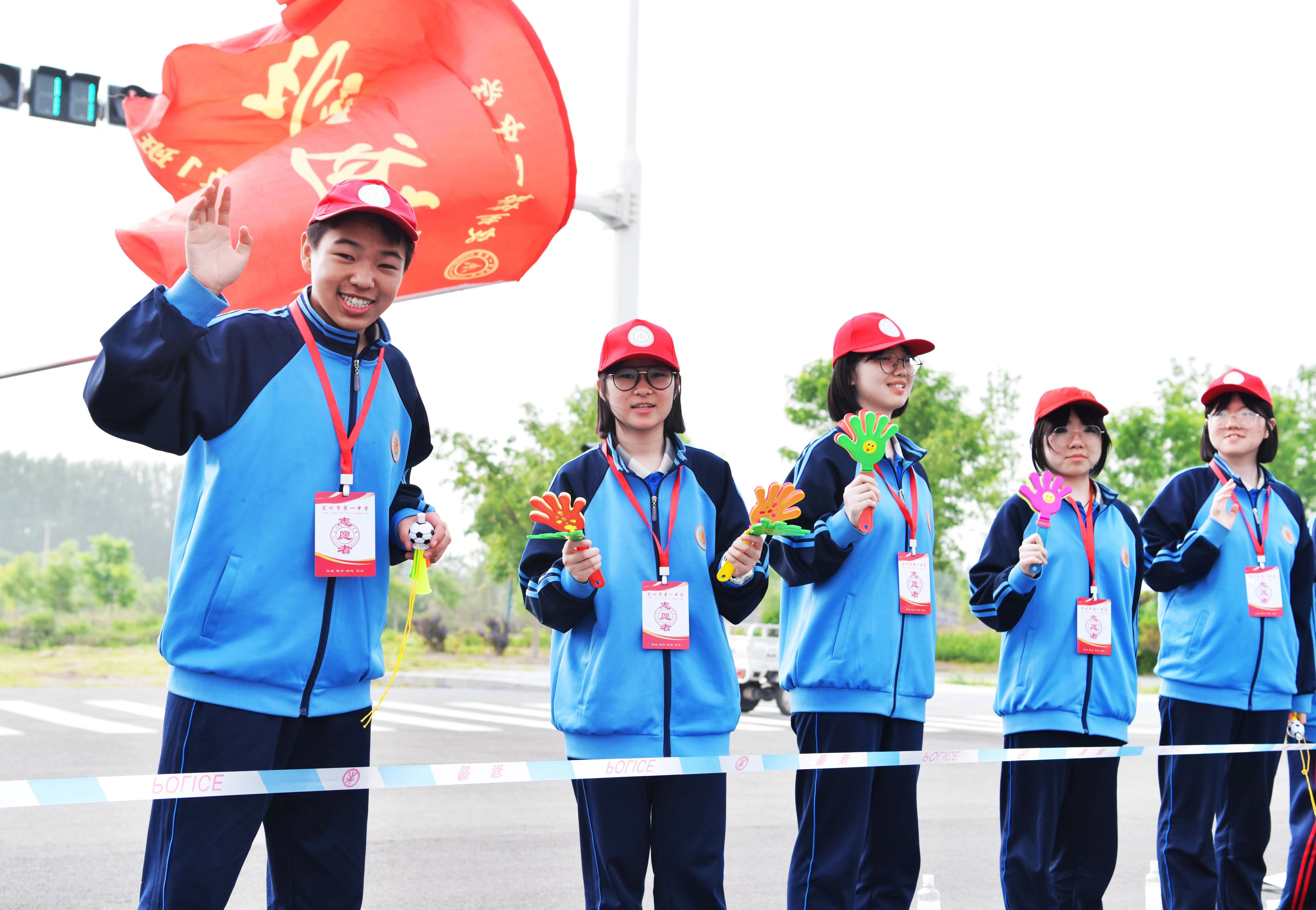 文博&middot;2023定州半程马拉松赛鸣枪开跑