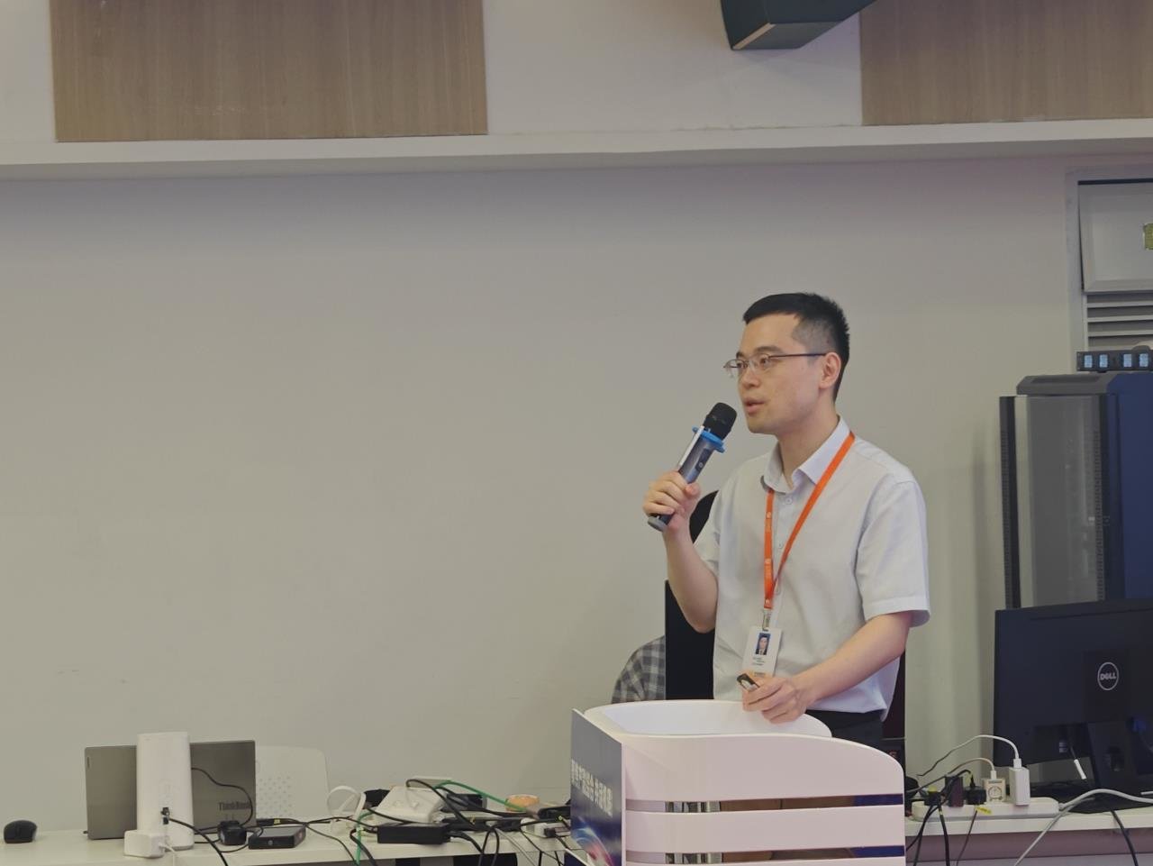 点燃金融“引擎” 多方助力企业发展 龙华区“聚焦产融结合 共话机遇挑战”税收政策解读暨银企对接专场活动圆满举办！