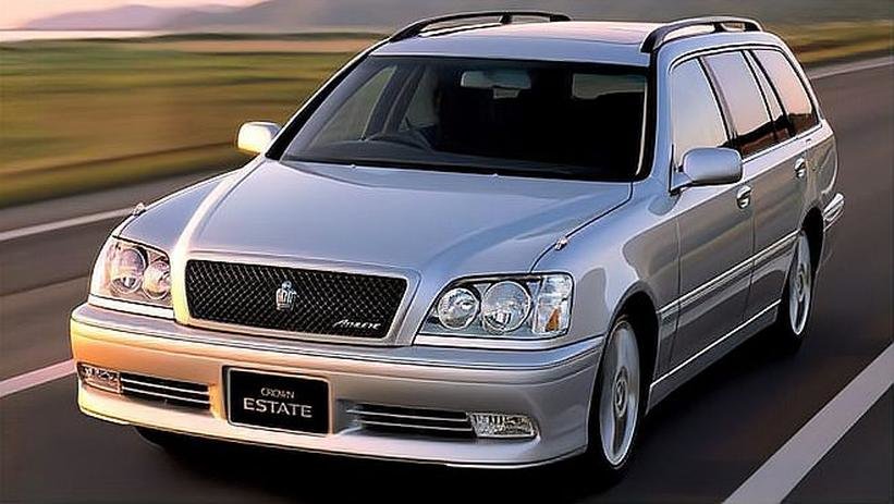 是出租车，是皮卡车，还是高级车，皇冠在日本的差距这么大吗？