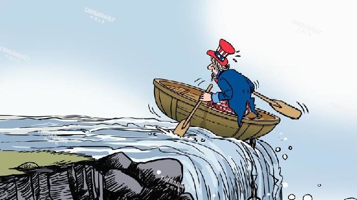 中国日报漫画美国债务危机已经处于悬崖之上