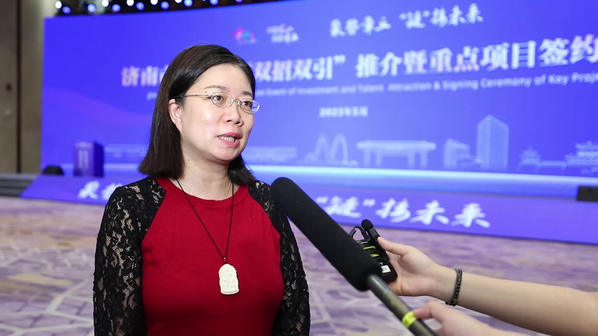 中科院烟台海岸带研究所二级研究员、“百人计划”专家胡晓珂：企业落户章丘，作为“引智”的一部分感到非常荣幸