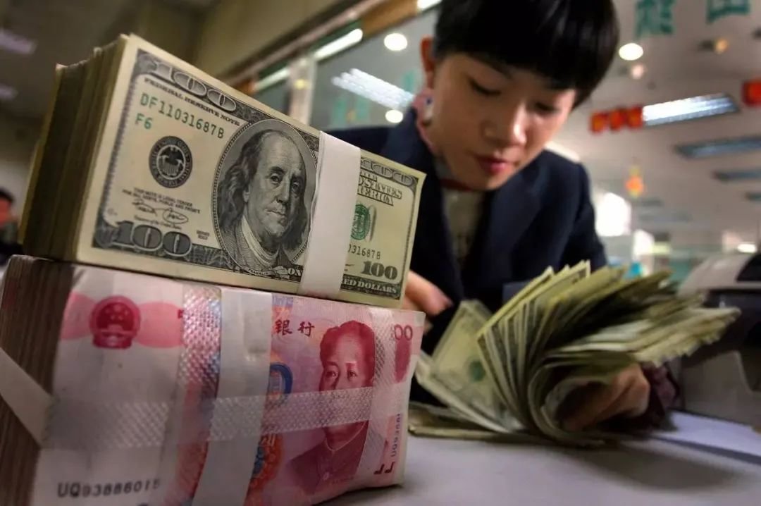 美债违约之际，中国罕见增持是为了救美国？