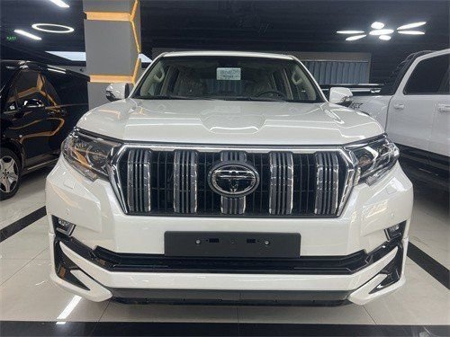 23款中东版丰田霸道4000真实报价65万起_凤凰网汽车_凤凰网