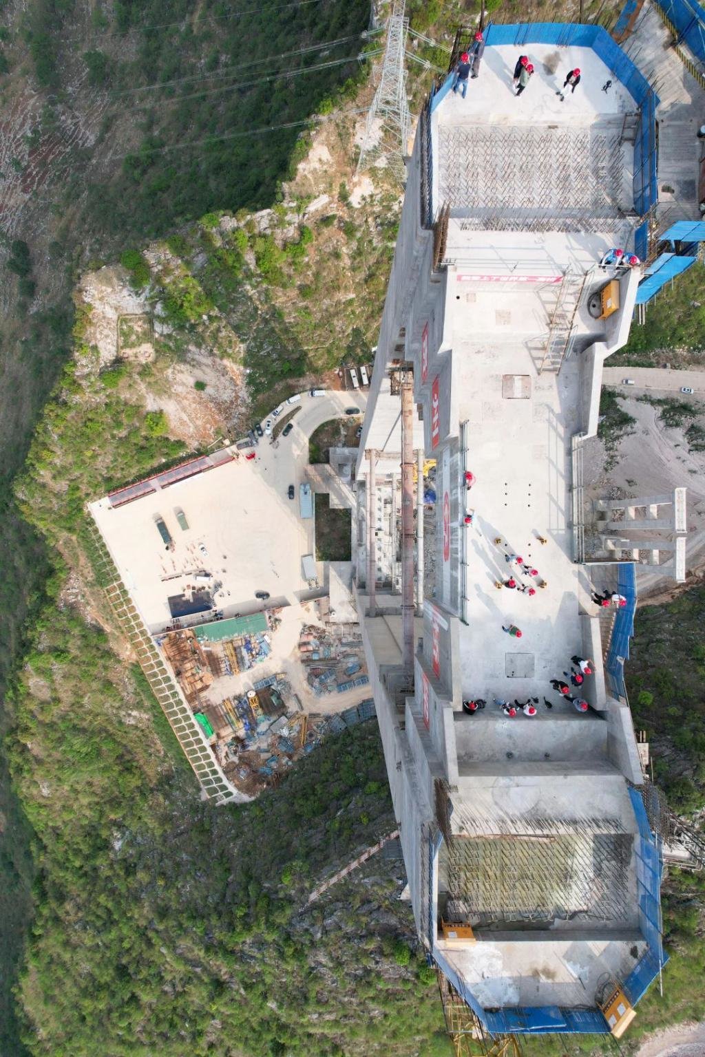 我登上了世界第一高桥｜贵州，太酷了