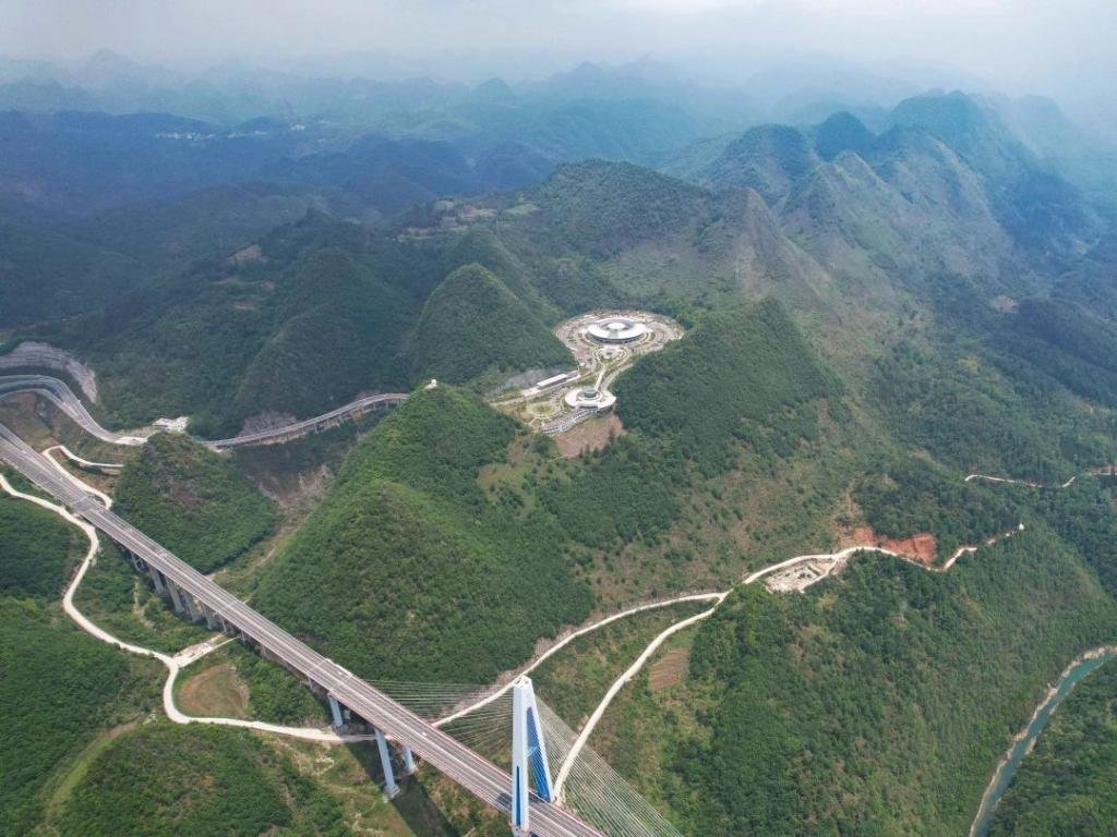 我登上了世界第一高桥｜贵州，太酷了