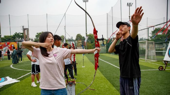 蹴鞠、射艺、锤丸……穿越时光迎大运,成都举办了一场古代运动会_凤凰网