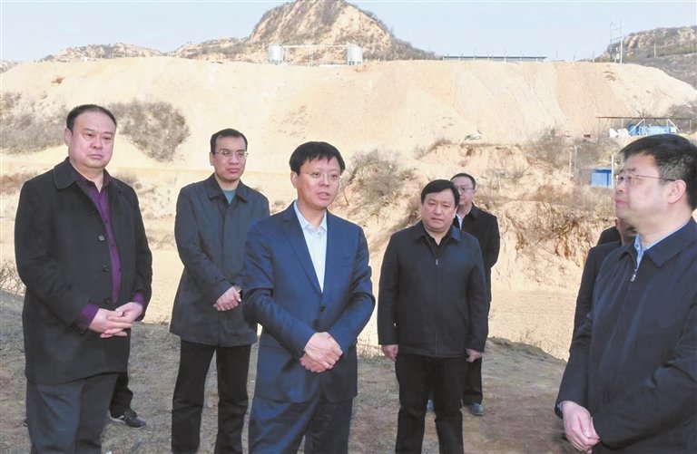 临汾市委副书记、市长王延峰在汾西县调研指导农村集体经济发展工作