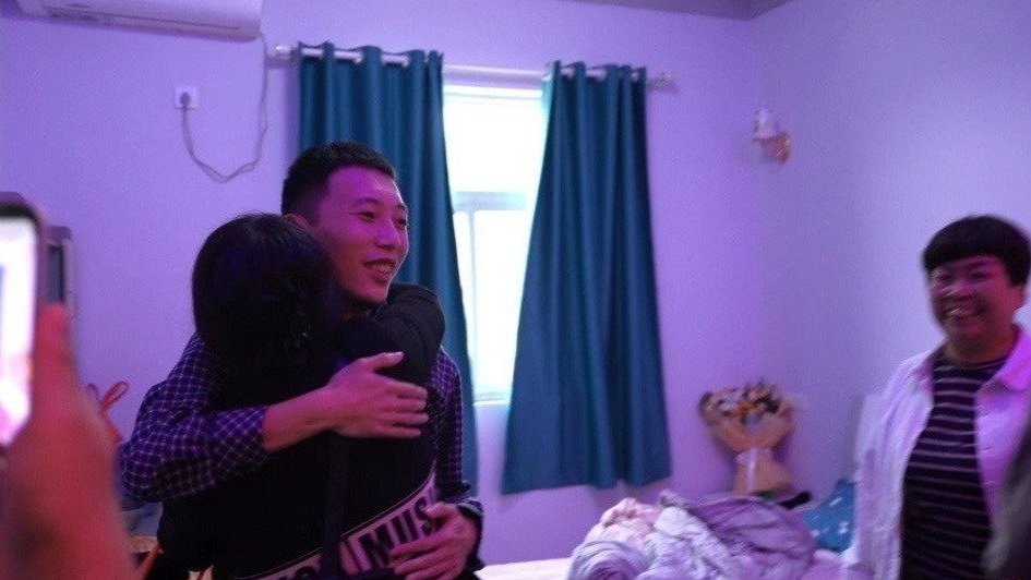 大学生掏鸟案当事人服刑8年后回家:我一定要成为一个感恩社会的人_凤凰网