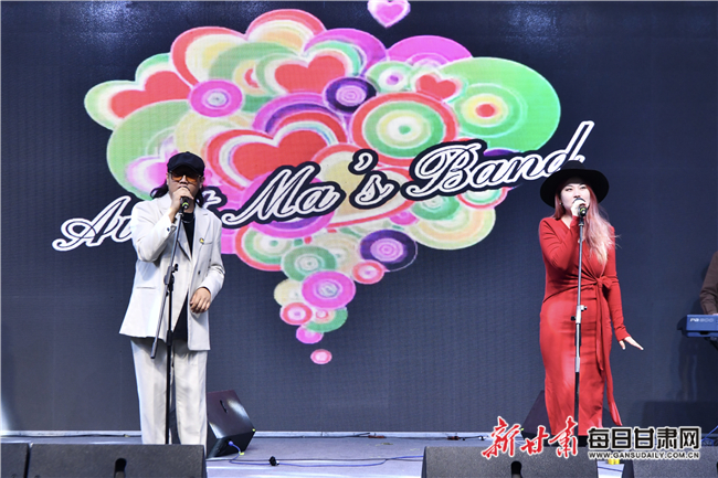 乐队演唱
