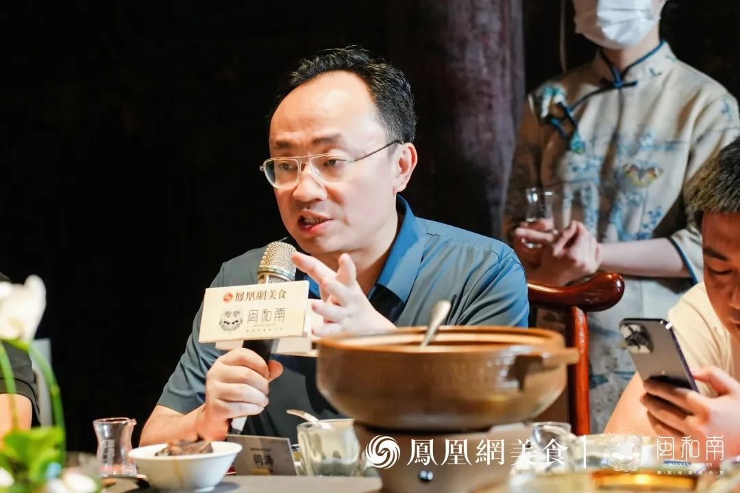 △金梧桐中国餐厅指南评委会联合理事长闫涛先生