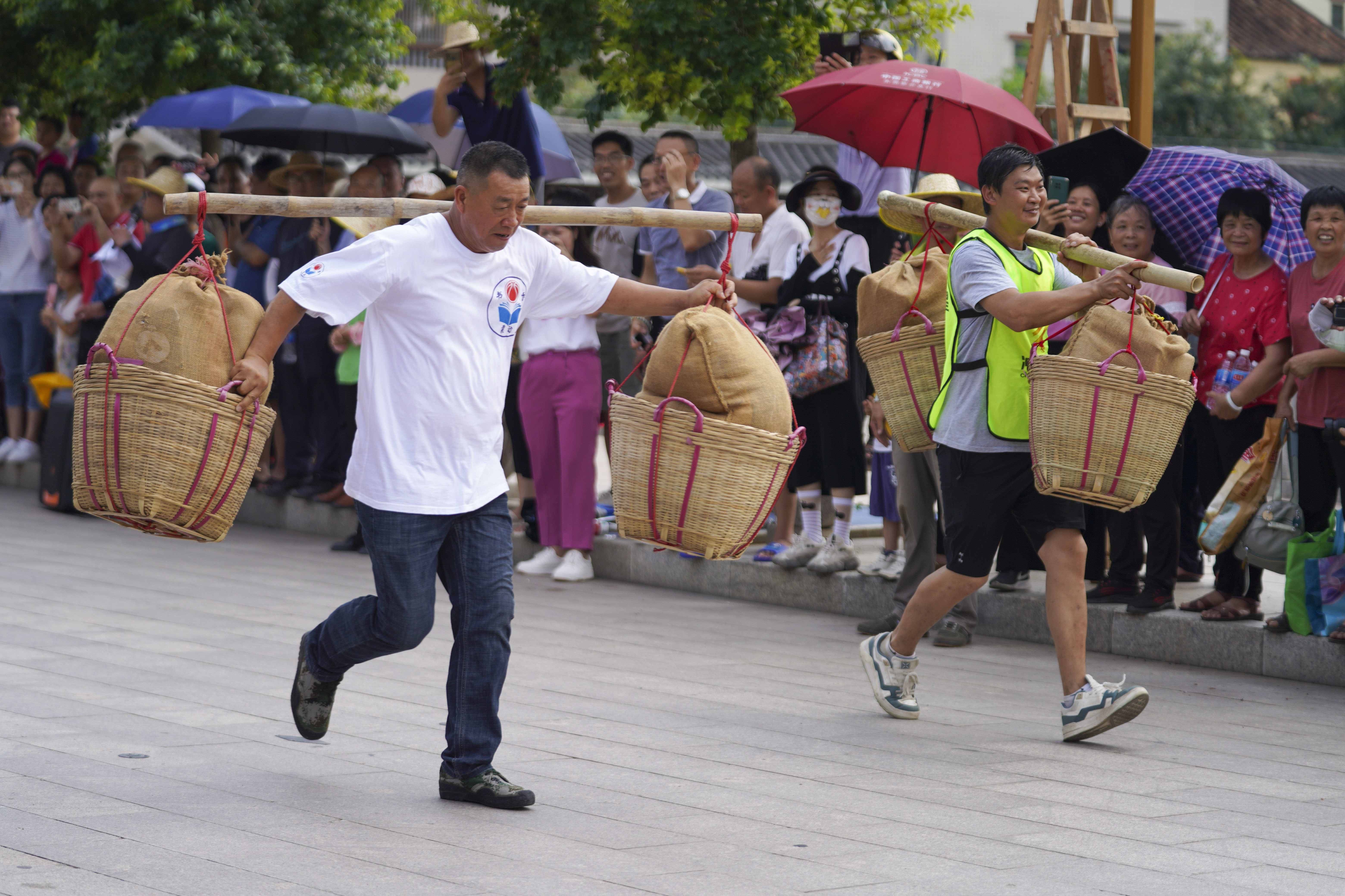 “村”味十足 茶山镇第二届乡村趣味运动会活力上演