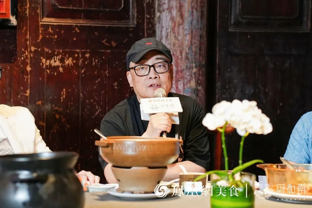 △金梧桐中国餐厅指南评委会联合理事长董克平先生