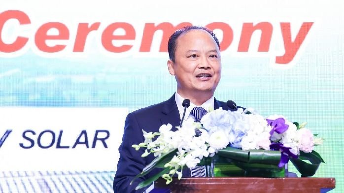 刘汉元出席2023上海SNEC开幕式并致辞:通威将发挥自身优势 持续参与光伏全产业链发展_凤凰网