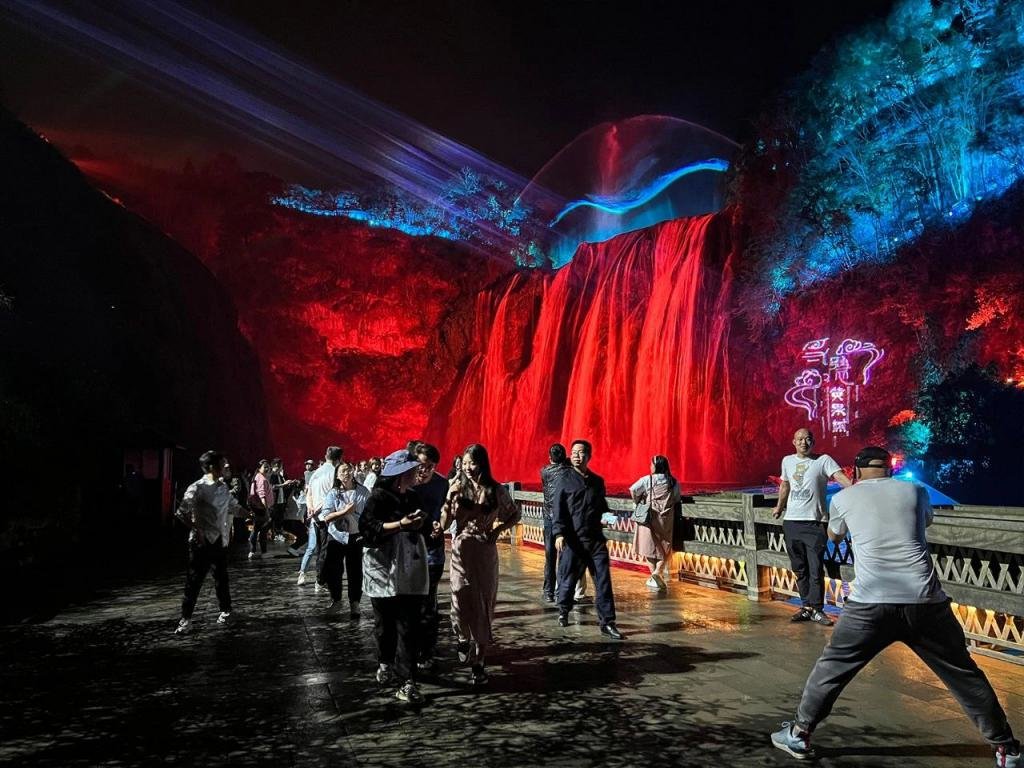 我登上了世界第一高桥｜贵州，太酷了